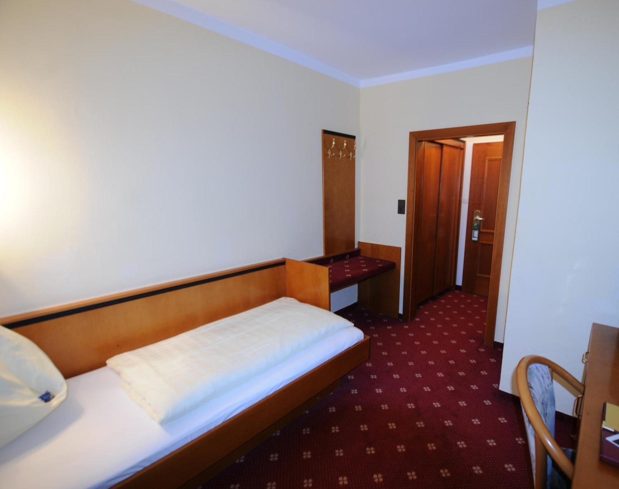 Parkhotel บัดชัลเลอร์บาค ภายนอก รูปภาพ