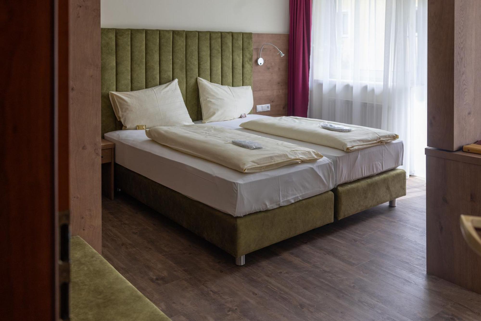 Parkhotel บัดชัลเลอร์บาค ภายนอก รูปภาพ